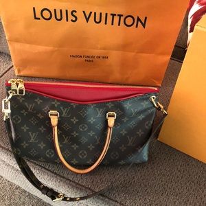 Louis Vuitton Handbag